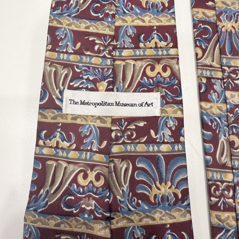 Metropolitan Museum of Art Silk Tie Burgundy Blue Gold Floral Scroll Pattern MMA - Picture 3 of 7